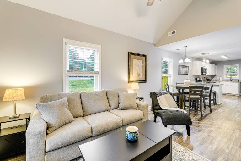3 Mi to Dtwn: Home w/ Patio & Grill in New Bern — photo 4