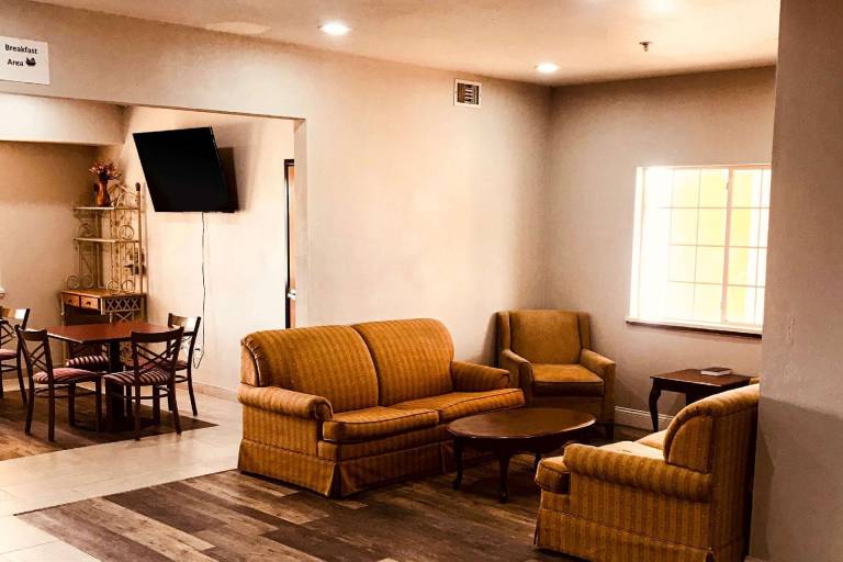 Rodeway Inn Stephenville — photo 4