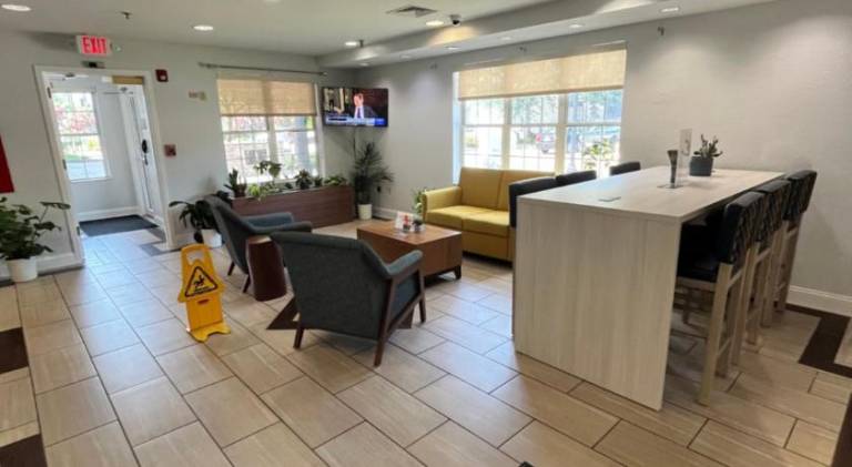 MainStay Suites Sterling near Dulles Town Center — photo 4
