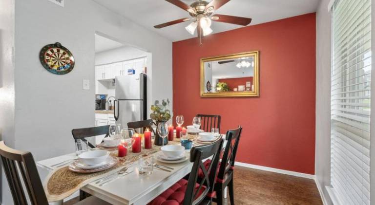 Intimate 2BD TCU Walkable — photo 3