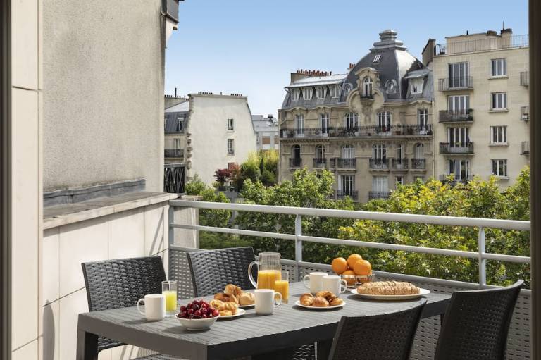 Aparthotel París