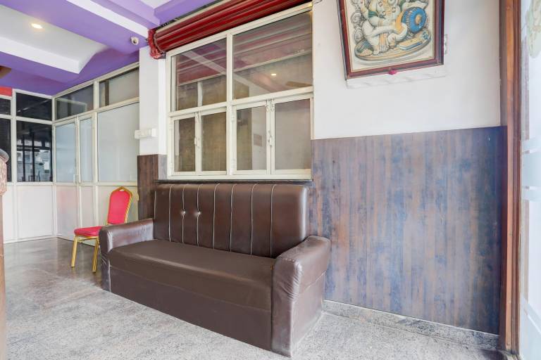 Hotel O Karakambadi Near Alipiri Formerly BVN Grand