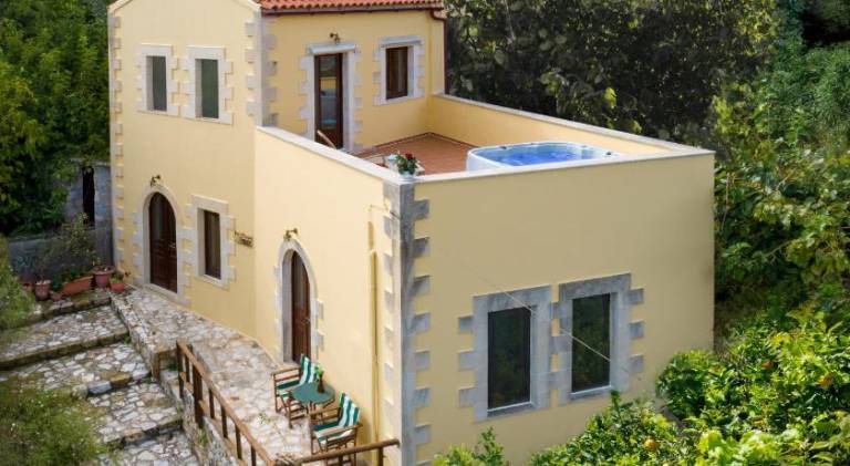 Villa Erontas -Private heated jacuzzi and mini pool — photo 3