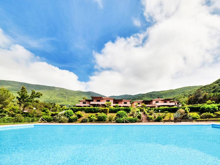 Ferienwohnung  Nisporto