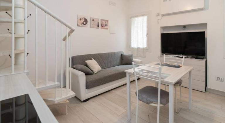 Apartment with 1 room for 3 persons — photo 2