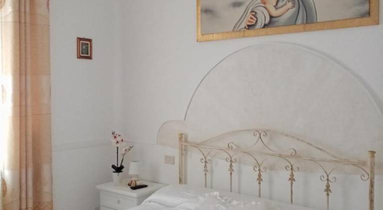 House with 2 rooms for 5 persons — photo 2