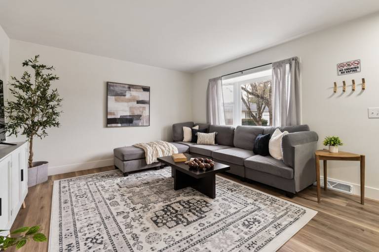 Charming house | Dogs allowed in Franklin, OH