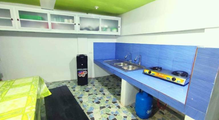 Apartment with pool — photo 5