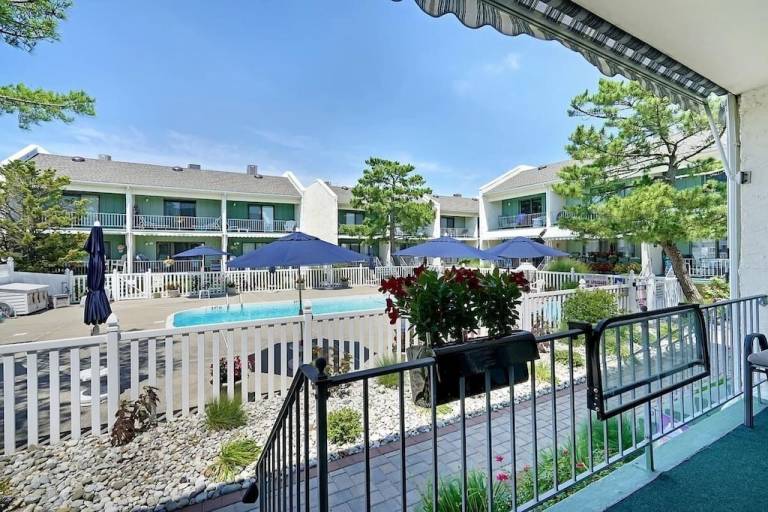 Condo  Surf City