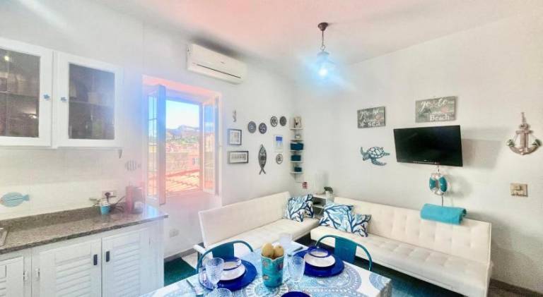 Apartment with 1 room for 4 persons — photo 3