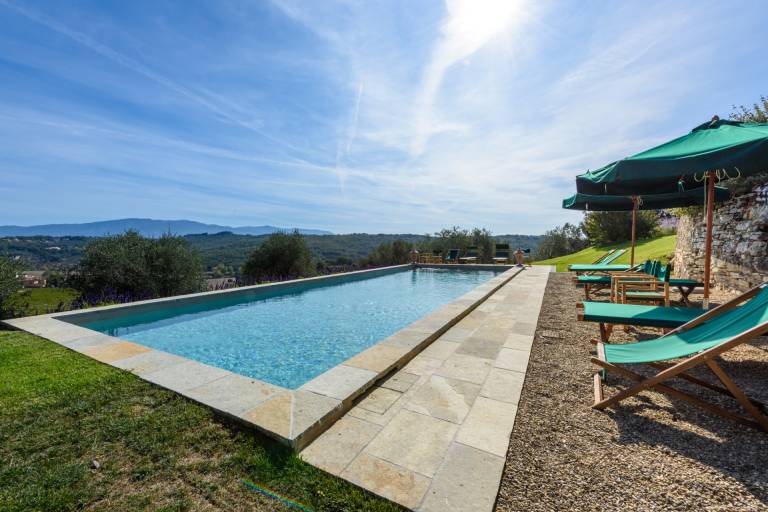 Children-friendly charming villa with yard & private pool | Pets allowed — photo 4