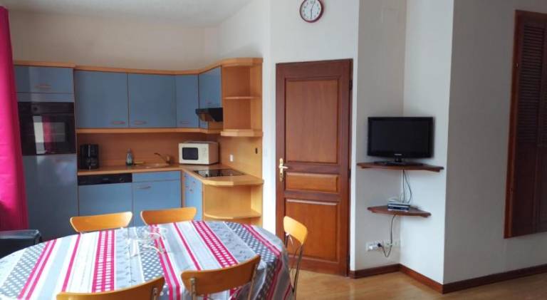 Holiday apartment with patio & barbecue | Pets allowed — photo 5