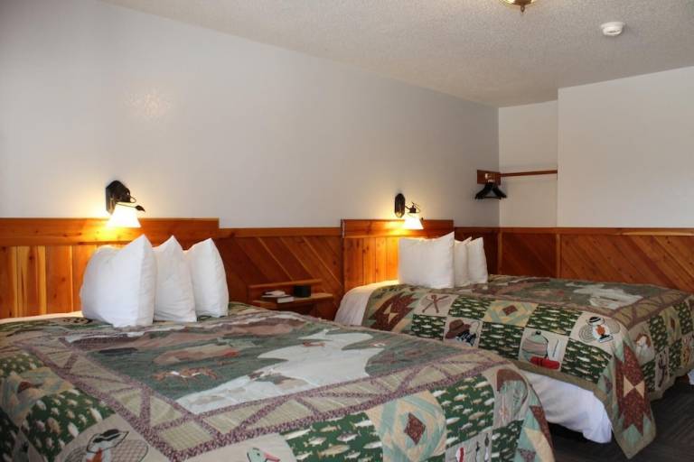 Motel  Cooke City
