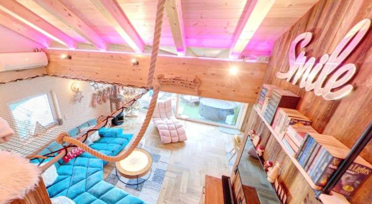 Doug's Mountain Getaway - 'Exclusive Mega Chalet' — photo 5