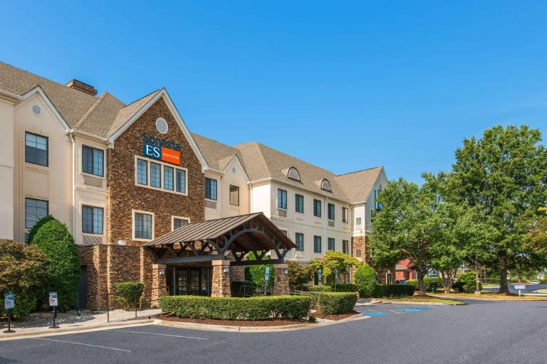 Suites Charlotte Arrowood — photo 5