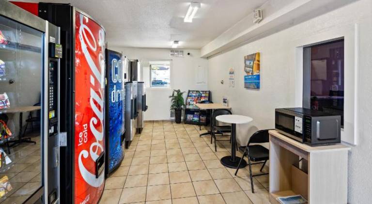 Motel 6 Kalispell, MT — photo 4