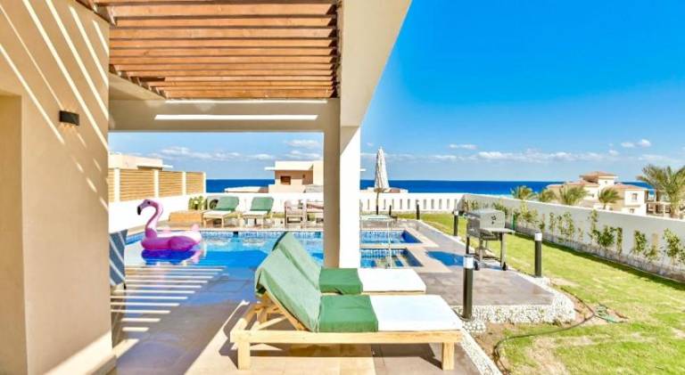 Villa with pool | Pet-friendly — photo 3
