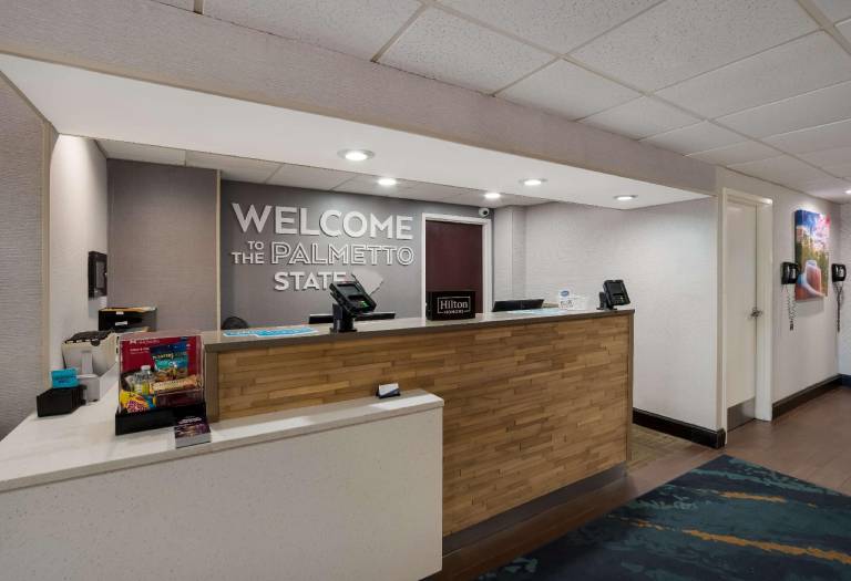 Hampton Inn Columbia-I-26 Airport — photo 5