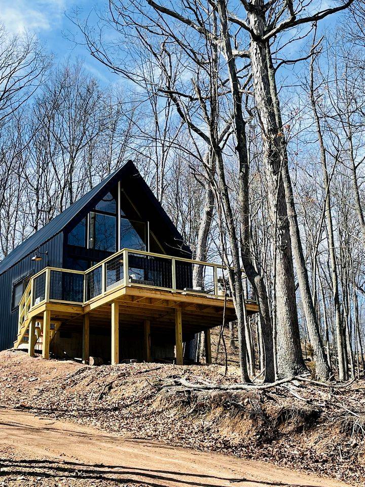 Cabin ∙ 1 Bedroom ∙ 4 Guests - Lost River State Park, Mathias