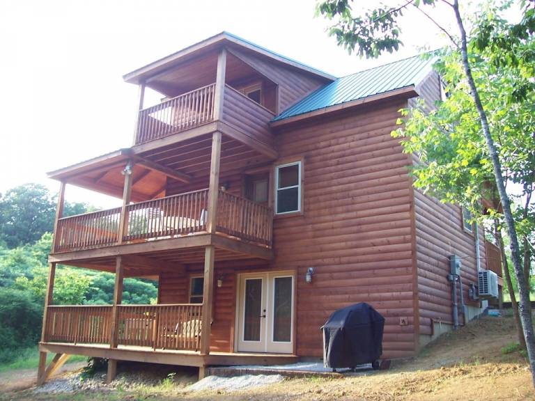 Cabin  Nolin Lake