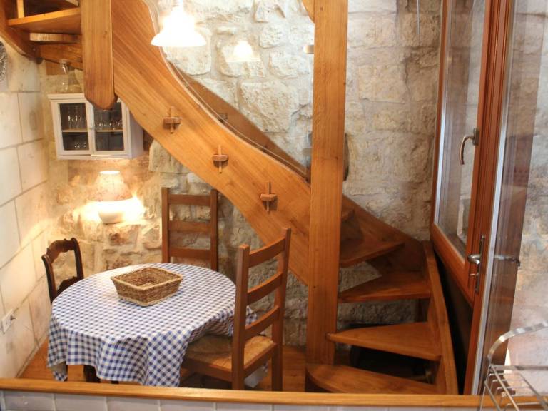 Cottage with 2 rooms for 3 persons — photo 3