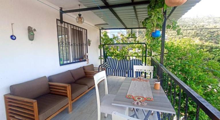 Vacation home with patio, yard & barbeque | Good for workation — photo 4