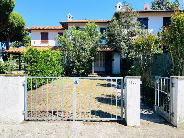 Ferienhaus in Lido delle Nazioni für max. 8 Personen Ferienhaus in Lido delle Nazioni für max. 8 Personen