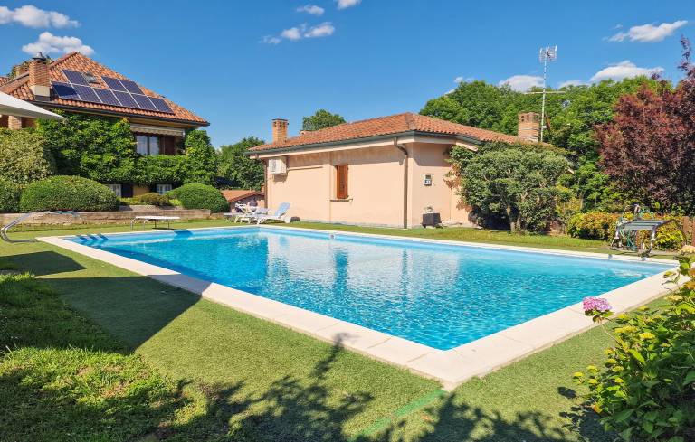 Ferienhaus in Merone, Cavolto für max. 6 Personen, Ferienhaus in Merone, Cavolto für max. 6 Personen,