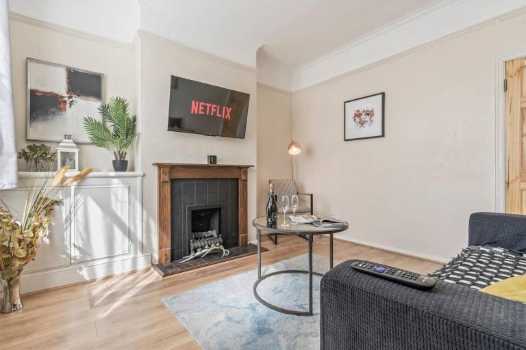 House | Pet-friendly in Leicester