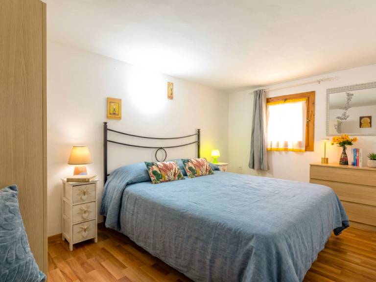 Holiday apartment with 2 rooms for 4 persons — photo 4