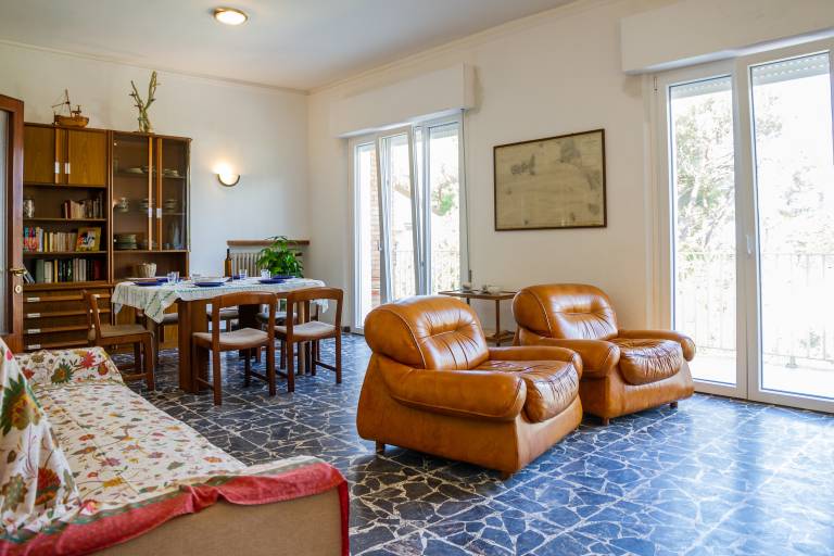 Apartment "Villetta Dei Pini" with Sea View, Private Garden & Wi-Fi — photo 3
