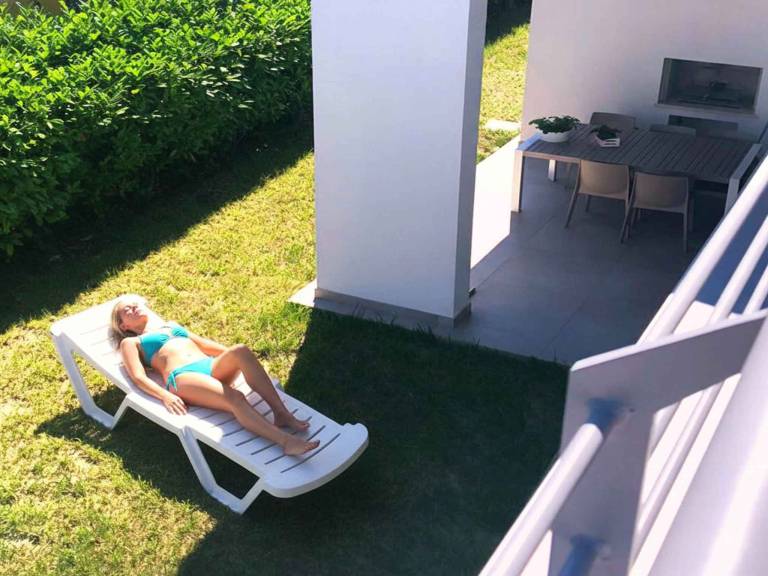 Rental apartment with barbeque, garden & terrace — photo 4