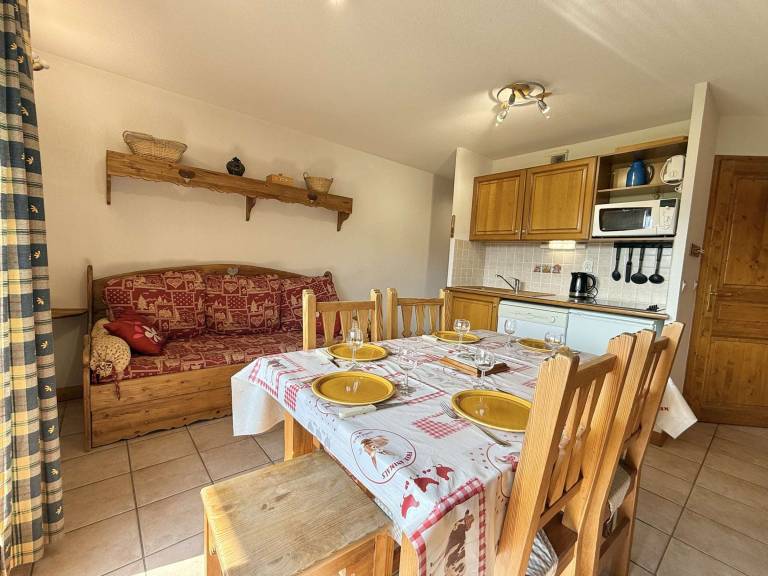 Apartment with 2 rooms for 6 persons — photo 2