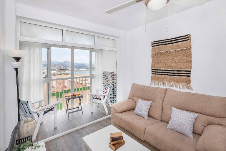 Beautiful house | Close to the beach | Suitable for remote work | Pet-friendly in Málaga