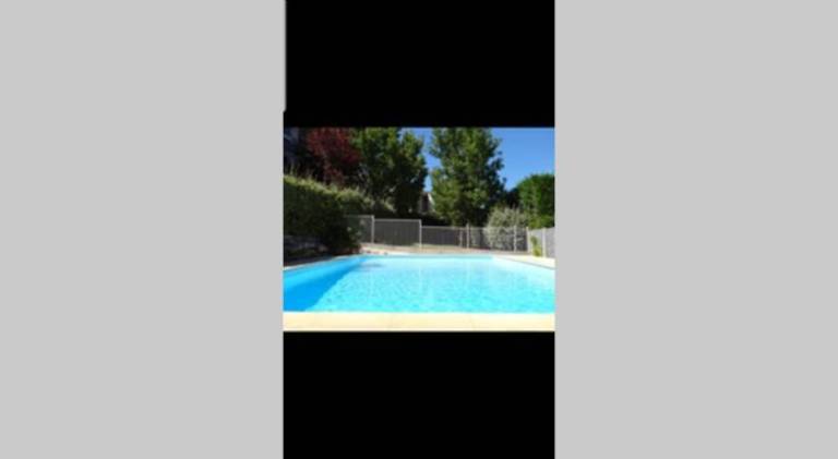 Holiday apartment with pool — photo 5