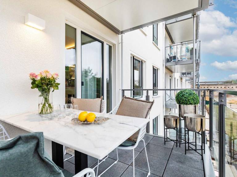 FeWo Unik: Moderne 73m² Designwohnung mit Sauna, Weinkühlschrank & Netflix-TV — photo 2