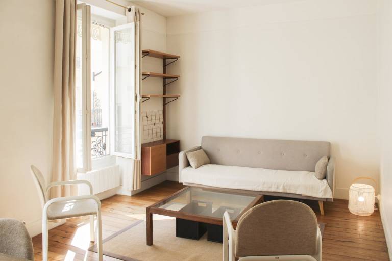 Beautiful Apartment Near The Moulin Rouge