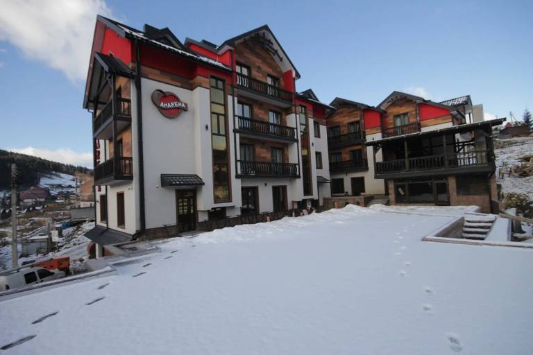 Resort  Urochische Vyshnia Area