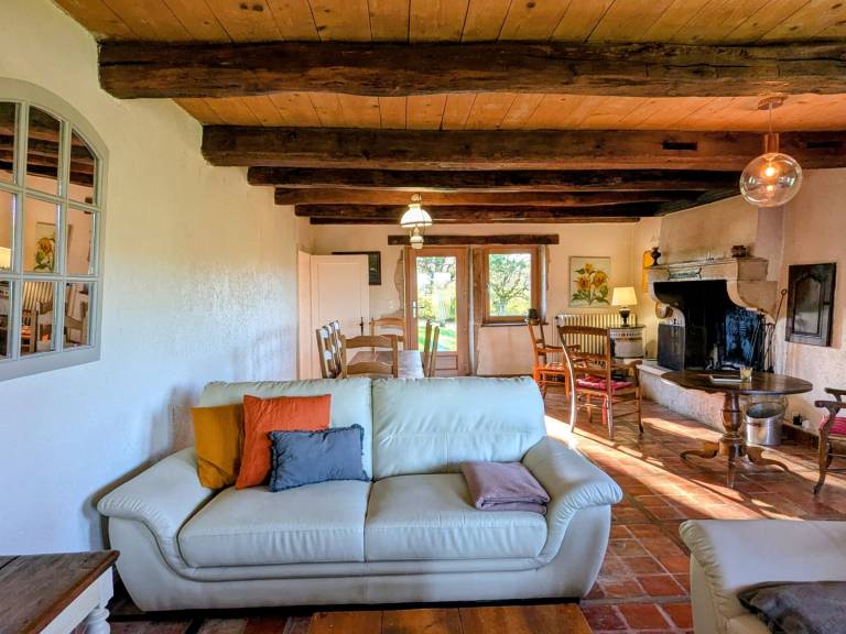 Charming house with fireplace, pet-friendly near Bèze — photo 4
