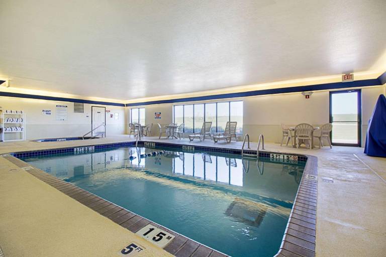 Quality Inn Fairmont — photo 2