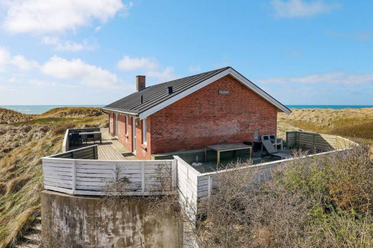 House with barbecue, sauna & terrace — photo 2