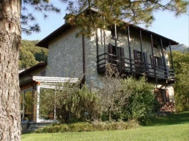 Villa Pontida