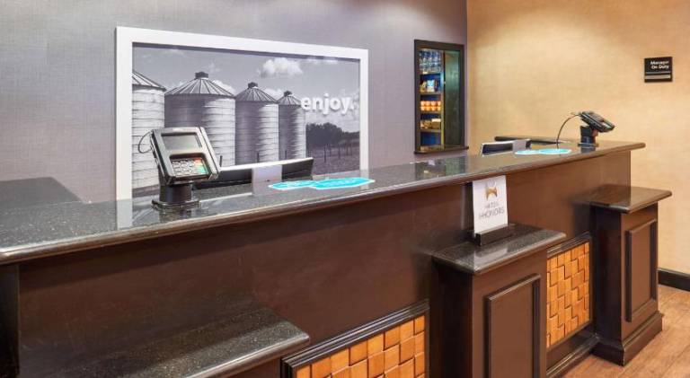 Hampton Inn & Suites Waco-South — photo 5