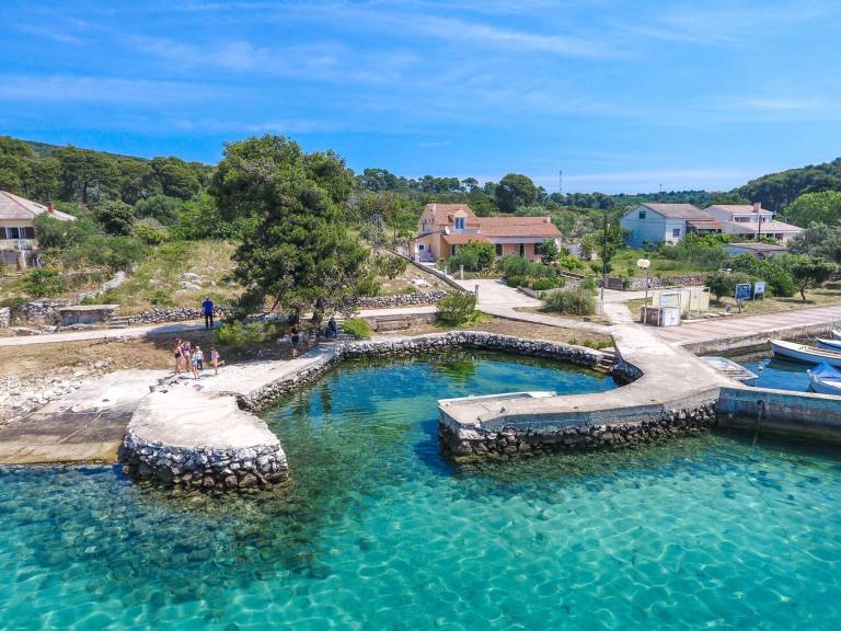kuća  Otok Ist