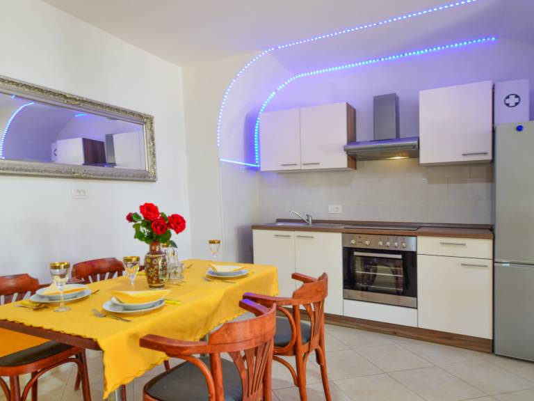 Rental apartment with garden, patio & jacuzzi | Sea view | Pets are welcome — photo 2