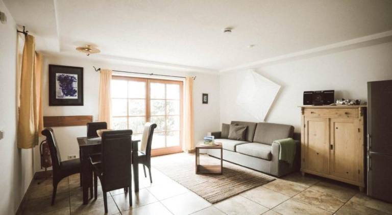Charming rental apartment | Pet-friendly — photo 3