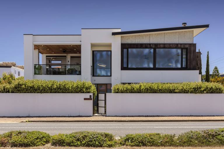 House  Henley Beach