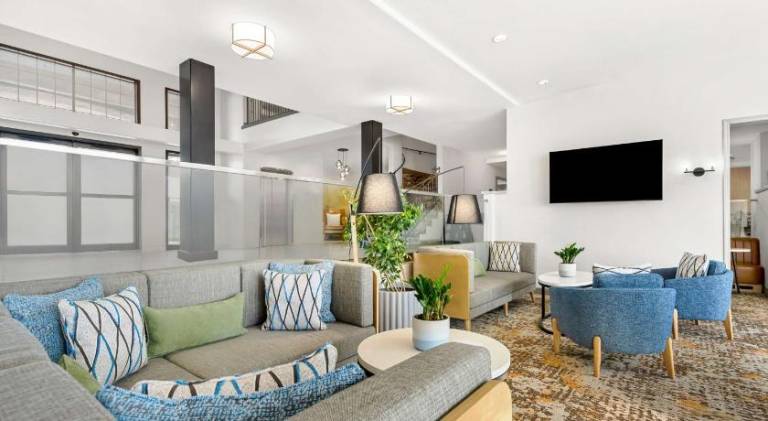 Hampton Inn Morgan Hill — photo 3