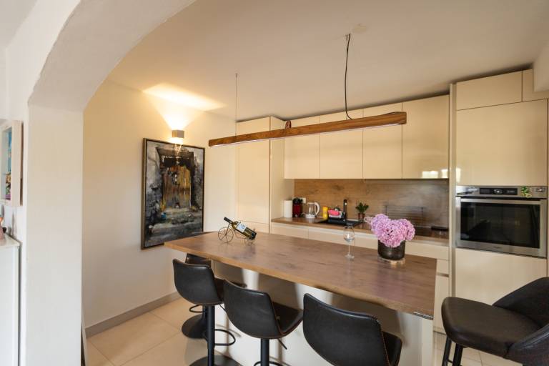 Apartment with grill & terrace | Sea view — photo 4