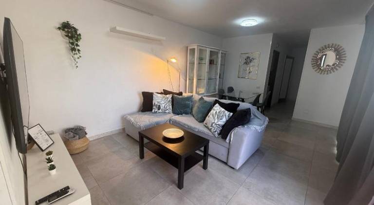Vacation home with yard, pool & terrace | Beach nearby | Dogs allowed — photo 2